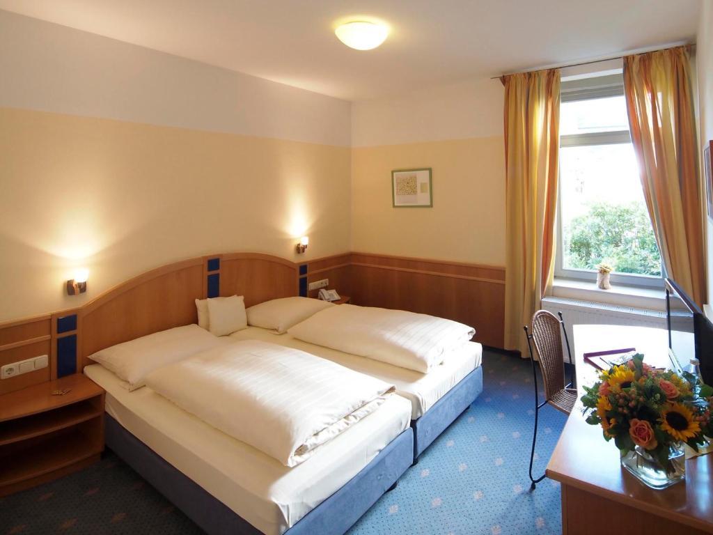 Forsthaus Bergedorf Hotel Хамбург Стая снимка